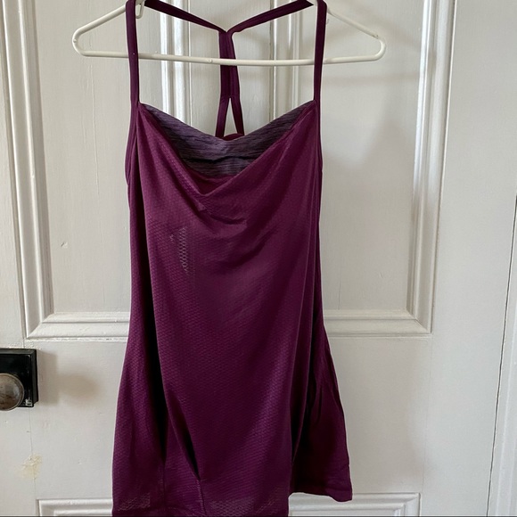 Lululemon Workout Tank / Size 6 - Picture 3 of 5